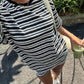 🔥 Tidsbegränsat erbjudande! 🔥 2-delars vintage-set – randig topp & högmidjade shorts, framhäver midjan & förlänger benen 💃