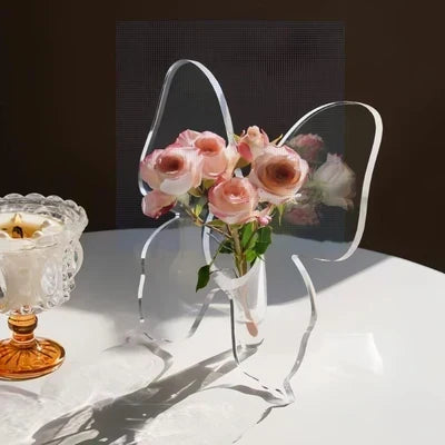 🔥 Vase décoratif transparent inspiré d’un papillon