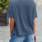 🌿 Dam V-ringad blus med halv ärm – patchwork-fåll, avslappnad passform & perfekt för jeans, kjol & shorts, unik & bohemisk 🧵