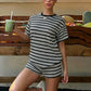 🔥 Tidsbegränsat erbjudande! 🔥 2-delars vintage-set – randig topp & högmidjade shorts, framhäver midjan & förlänger benen 💃