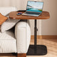 🛋️ BEGRÄNSAD TID – 50 % RABATT! ✨ Sidobord med 360° roterbar bricka – rullas enkelt in under soffan, perfekt för laptop, kaffe & frukost på sängen ☕