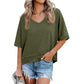 🌿 Dam V-ringad blus med halv ärm – patchwork-fåll, avslappnad passform & perfekt för jeans, kjol & shorts, unik & bohemisk 🧵