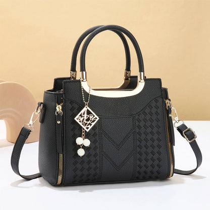 🥳 Nyhet – 50 % RABATT! 👜 V-sydd damväska – lyxiga gulddetaljer, strukturerad design & flera fack, perfekt för alla tillfällen 🌿