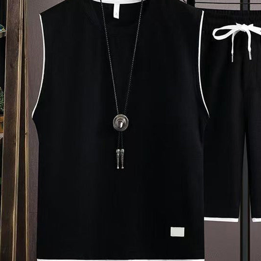 Minimalistiskt linne & shorts-set för herr 🌿 Rena linjer, mjuk känsla – ledig stil hela sommaren ☀️