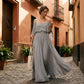 👗 50% RABATT! 💃 Cold shoulder maxiklänning – Elegant & flödande design – Framhäver axlarna, smickrande passform & mjukt fall – perfekt för fest, bröllop eller varma sommarkvällar 🌿✨