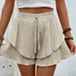💃 Dam flödande shorts med volang-lager – kjol-liknande utseende med shorts-trygghet, resår med dragsko & andningsbart tyg, perfekt för varma dagar & strandpromenader 🏖️