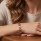 💖✨ Bracelet magnétique à maillons cœur – Design élégant, fermoir aimanté, symbole d’amour à porter au poignet 🎀🧲