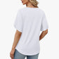 🌿👗 Blouse fluide col V – Manches flutter, silhouette flatteuse, facile à porter seule ou sous une veste, du bureau au dîner 🕊️👜
