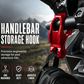 💪🏍️ 28k+ adoptés · Porte-sac guidon moto – Surface antidérapante, charge élevée, design discret qui se fond dans le poste de pilotage, idéal pour le quotidien et les road trips 🛣️🧳