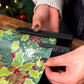 🎁✂️ Coupe-rouleau pour papier cadeau « Clean-Cut » – Découpe nette, sans déchirure, emballez vos cadeaux plus vite et plus proprement, l’indispensable des fêtes et des grandes occasions 🎄✨