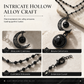 Collier Gothique à Double Rang de Perles de Cristal Noir et Pendentif Lune Ajouré